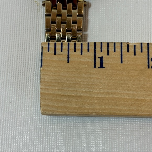 Michael Kors Darci Watch MK-3191 Gold Tone Pave Crystal Needs Battery - Picture 9 of 10